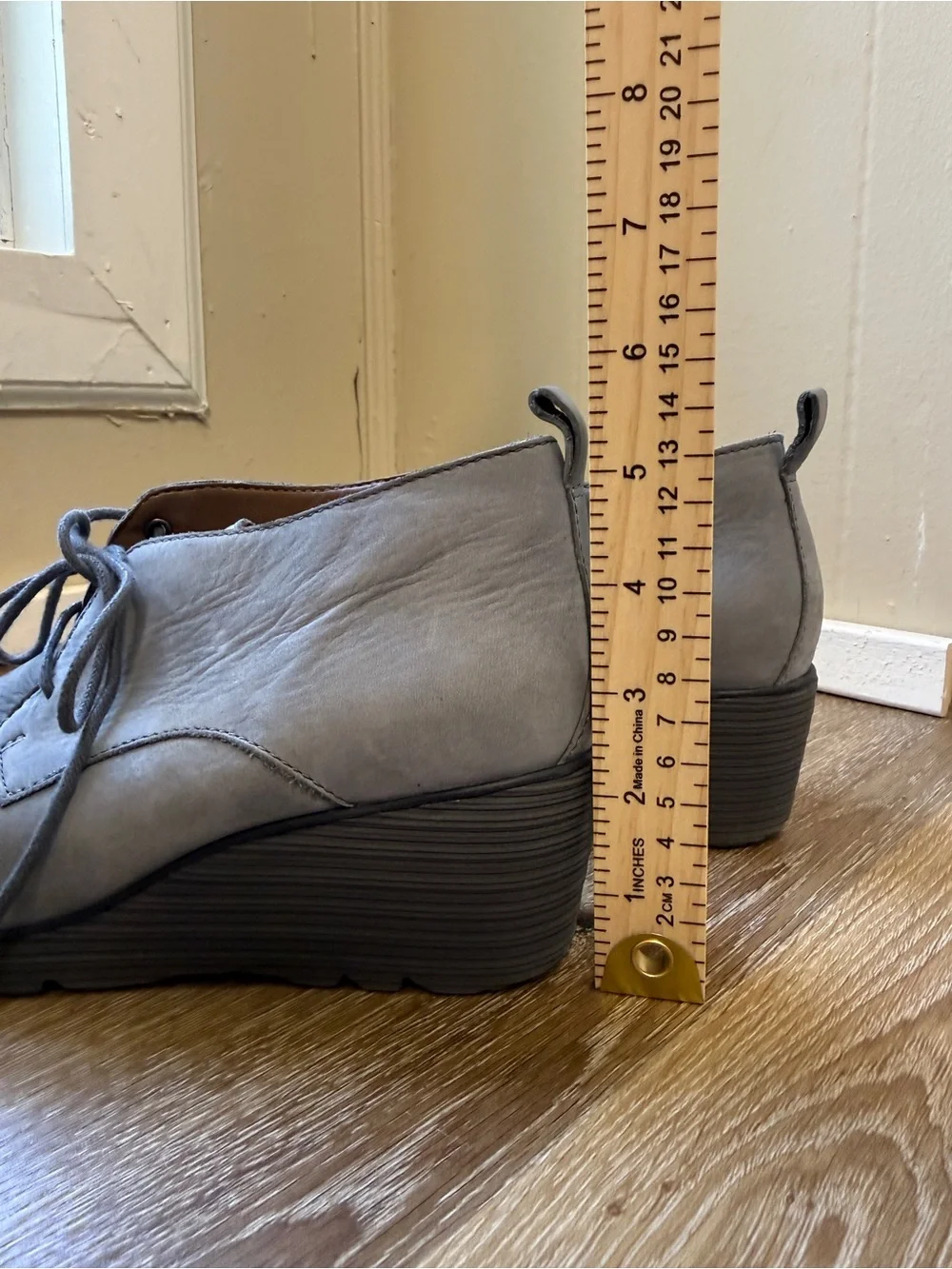 Dansko Gray Nubuck Leather Wedge Ankle Booties Lace Up Comfort EU 37 US 6.5